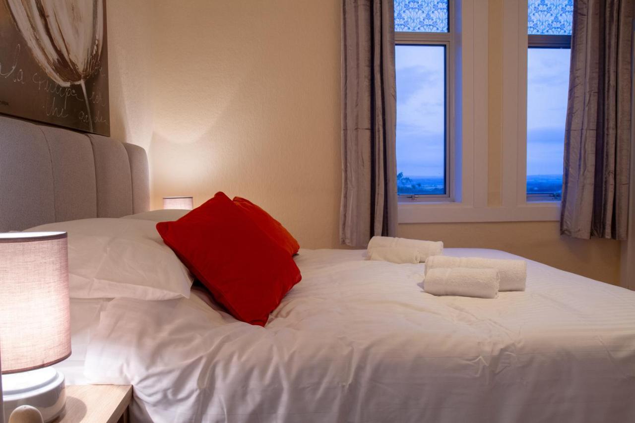 Apartamento Carvetii - Fox House - 1St Floor Flat Sleeps Up To 8 Dunfermline Exterior foto