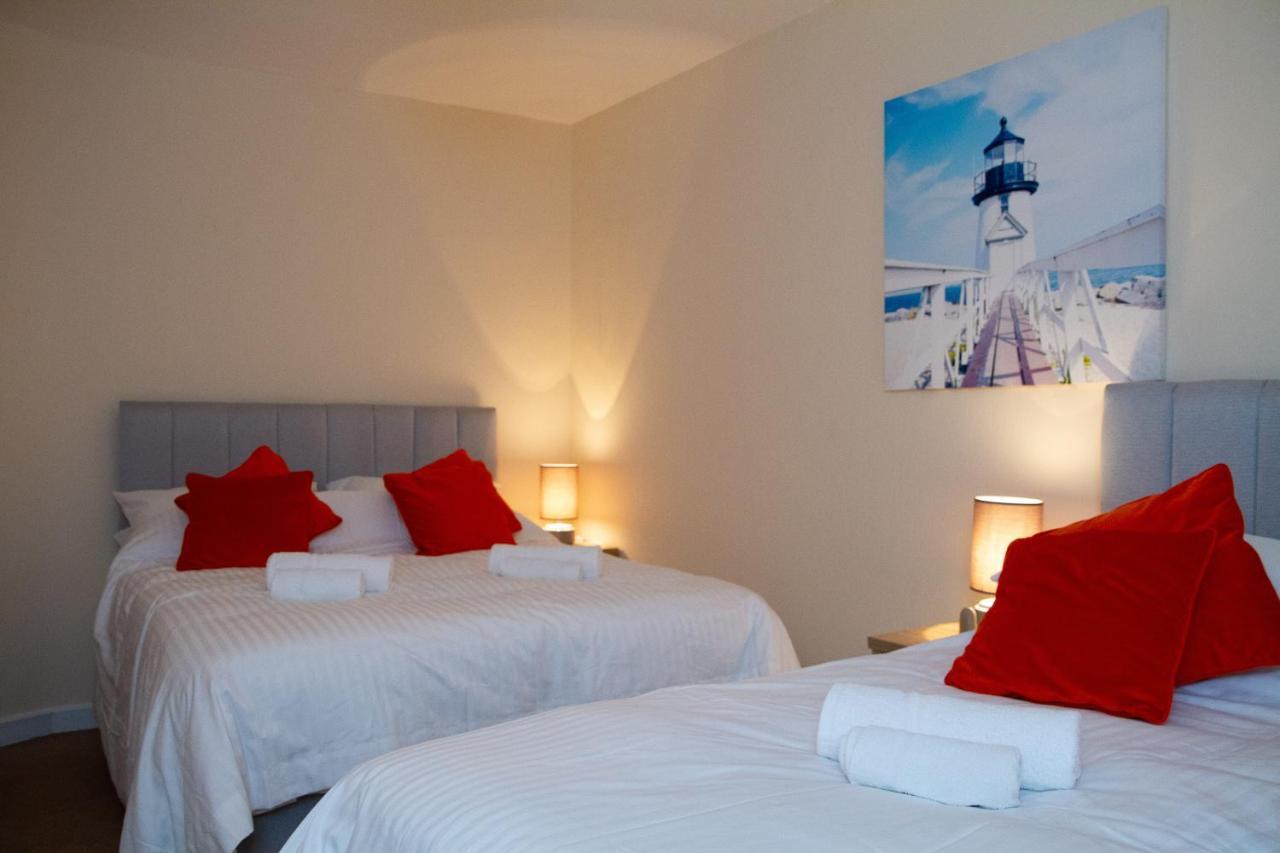Apartamento Carvetii - Fox House - 1St Floor Flat Sleeps Up To 8 Dunfermline Exterior foto